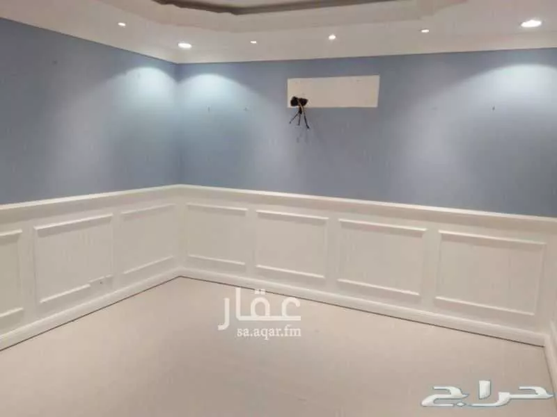شقة 4 غرف في المرجان 11
