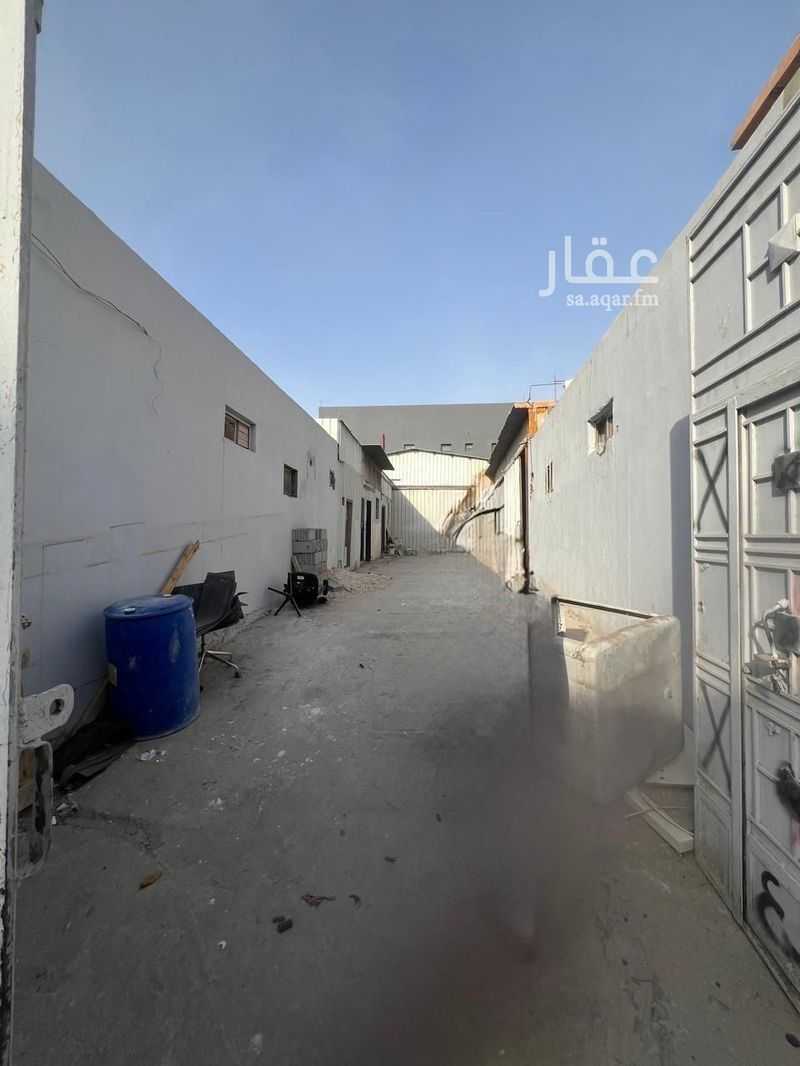 10 bedroom building in Al Khalidiyyah, Riyadh 9