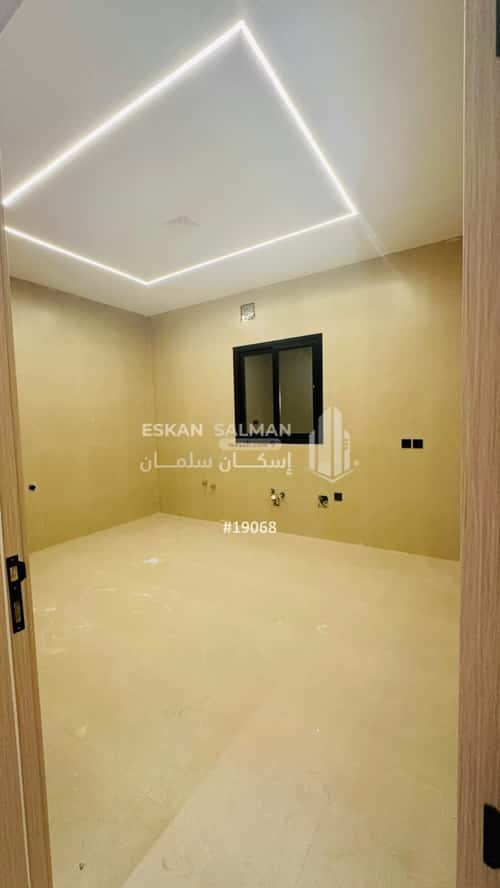 9 bedroom villa in Al Amwaj 6
