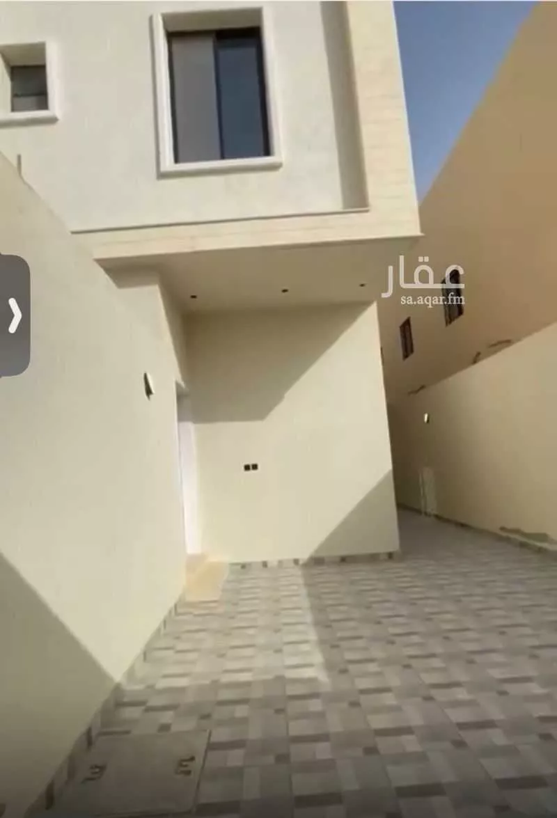 5 bedroom villa in Badr 4