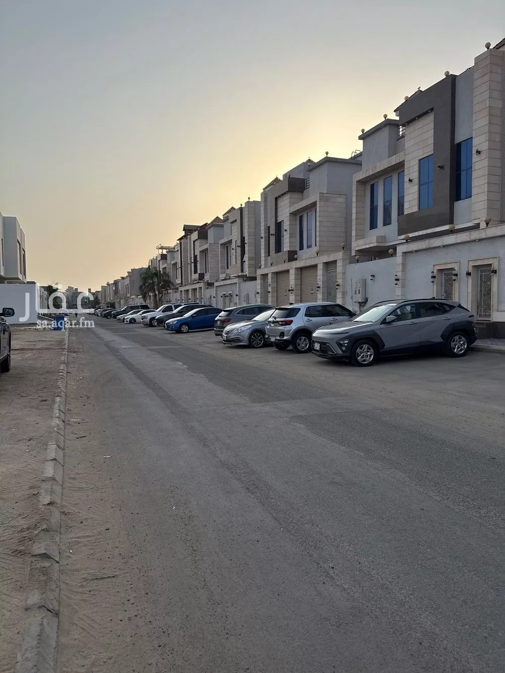 694 sqm land in Az Zomorod 3