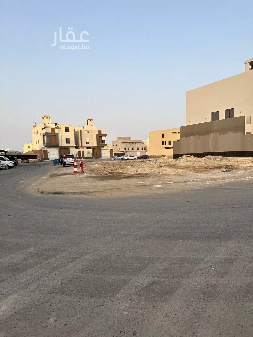 694 sqm land in Az Zomorod 6