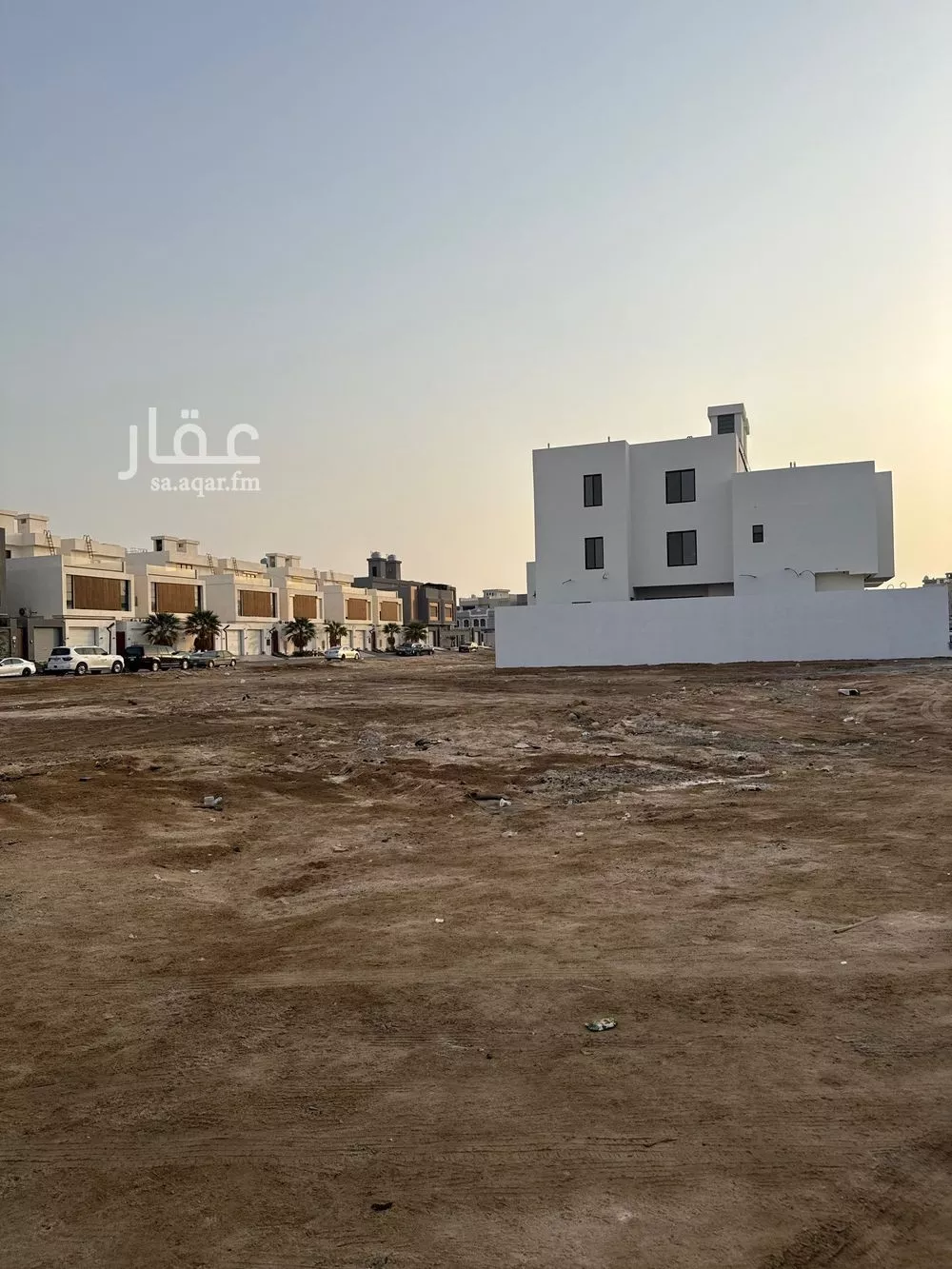 694 sqm land in Az Zomorod 9