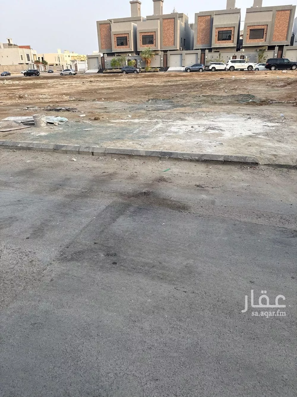 625 sqm land in Az Zomorod 10