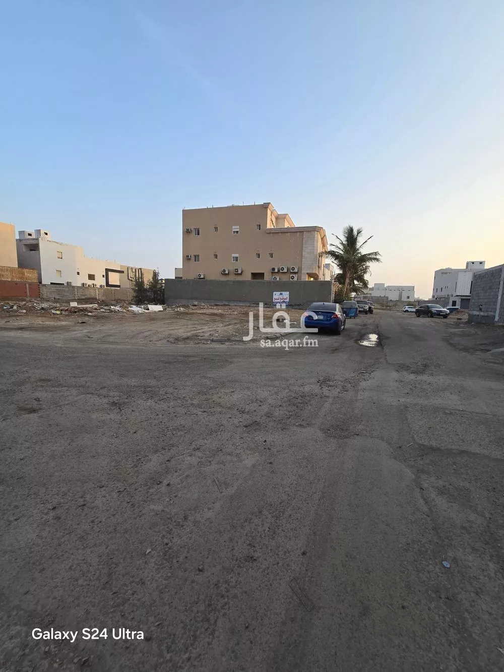 307 sqm land in Az Zomorod 6
