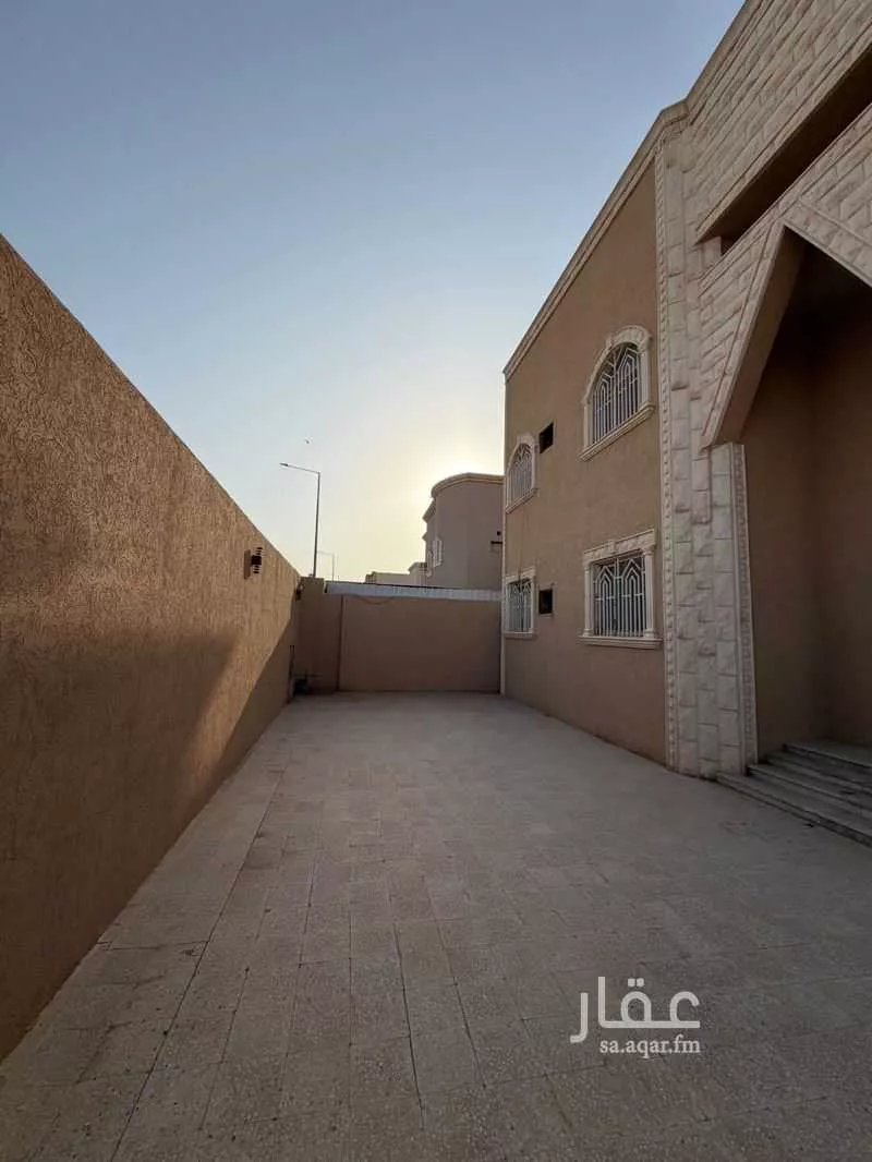 4 bedroom villa in Granada 6