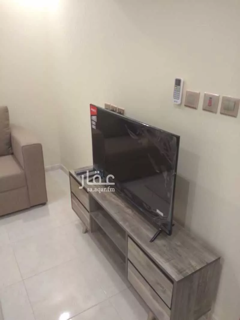 3 bedroom apartment in Al Aziziyah 3