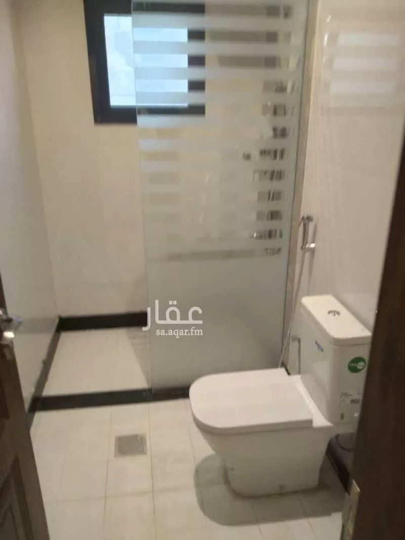 3 bedroom apartment in Al Aziziyah 6