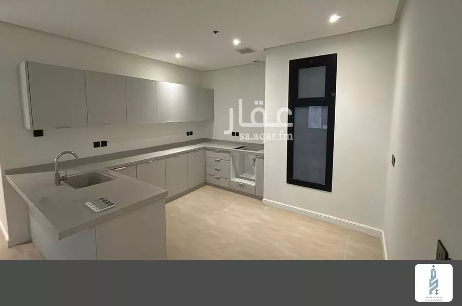 3 bedroom apartment in Al Malqa 10