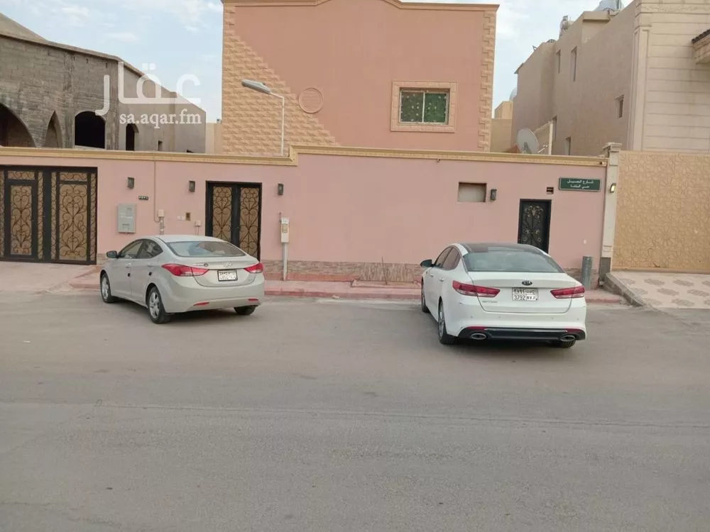 4 bedroom villa in Al Malqa, Riyadh