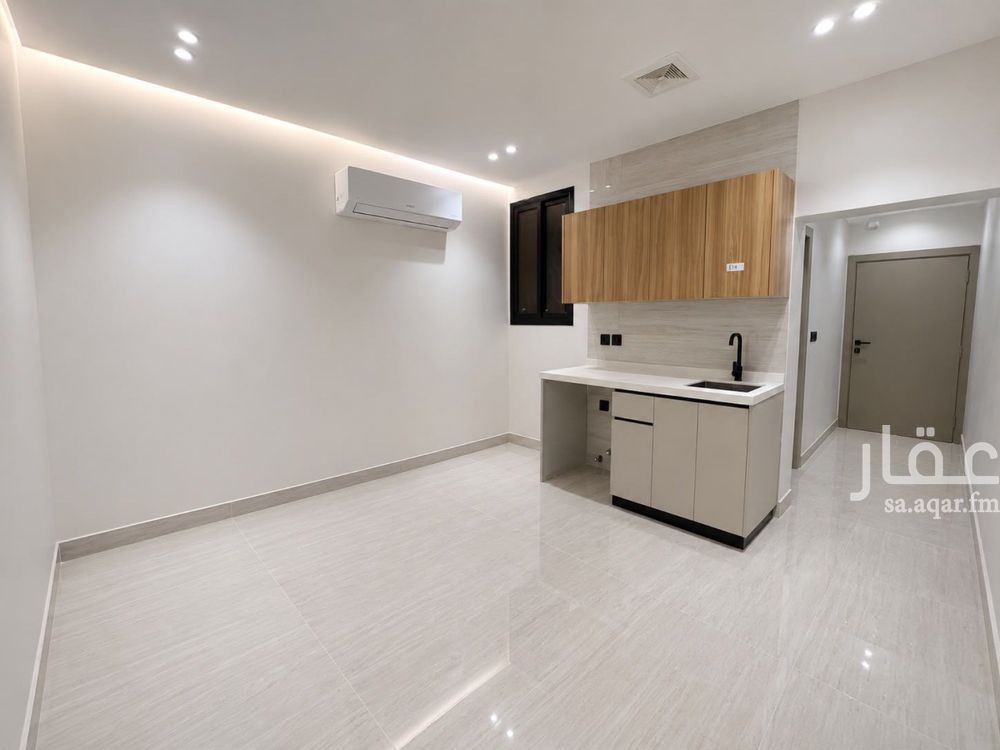 2 bedroom apartment in Shubra, Riyadh 3
