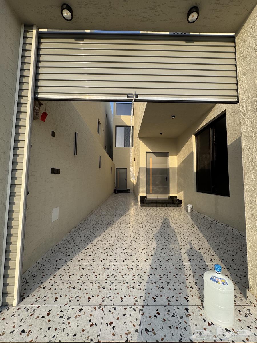 6 bedroom villa in Al Buhairah, Eastern Province 2