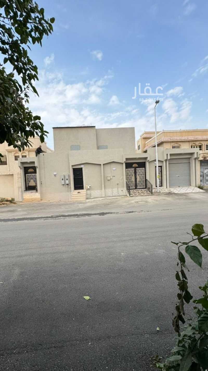 فيلا في البشر