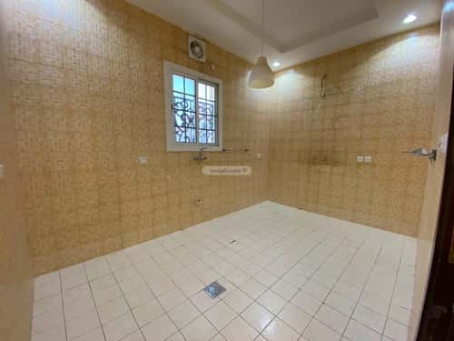4 bedroom apartment in Al Shiraa, Jeddah 4