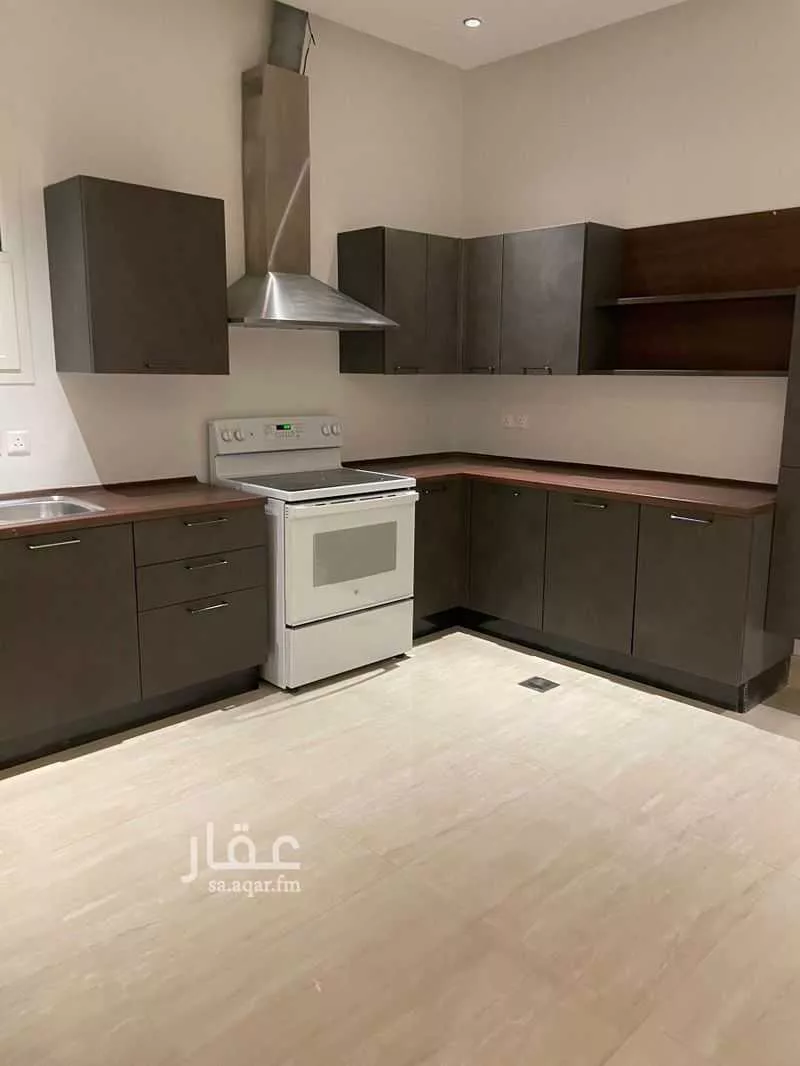 3 bedroom apartment in Al Malqa 7