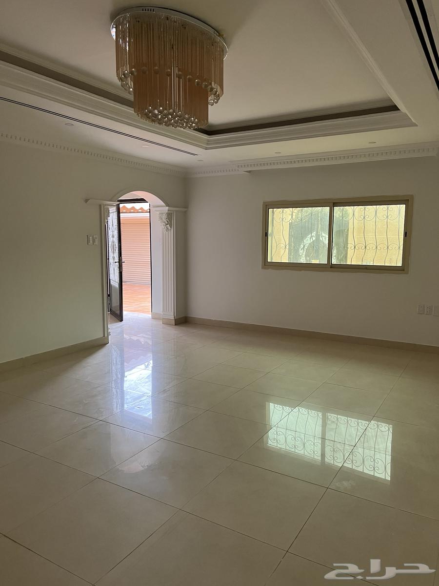 7 bedroom villa in East Beach, Eastern Province 4