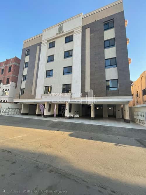 شقة 4 غرف في النزهة 4