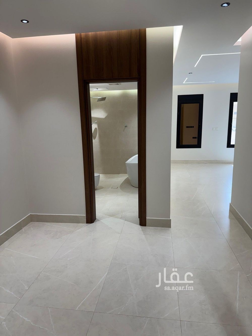 6 bedroom villa in Dhahrat Laban, Riyadh 14