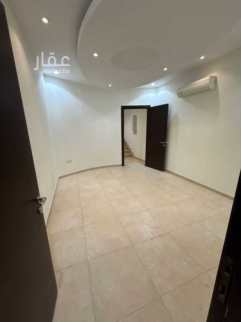 4 bedroom villa in Al Yasmin, Riyadh 7