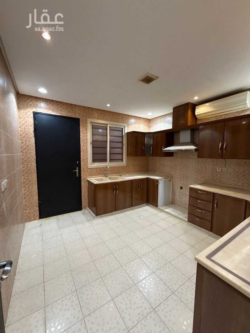 4 bedroom villa in Al Yasmin, Riyadh 9
