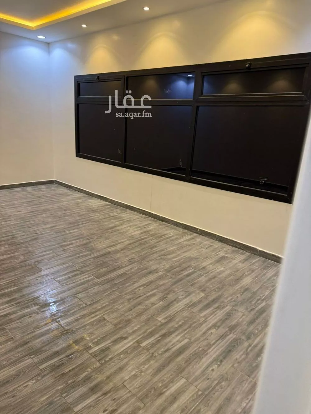 3 bedroom floor in Tuwaiq 9