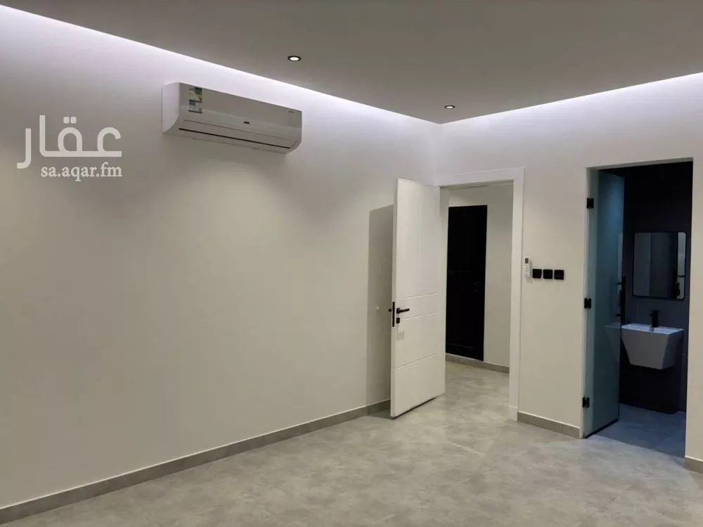 3 bedroom apartment in Al Aridh 6