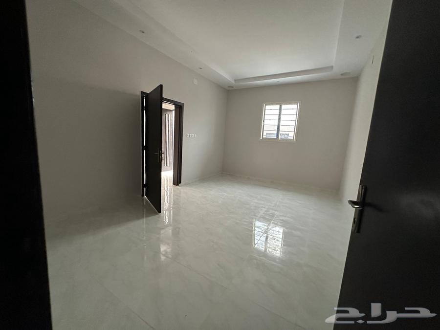 5 bedroom duplex in Al Malaz 12