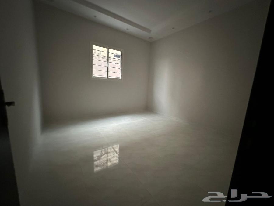 5 bedroom duplex in Al Malaz 4