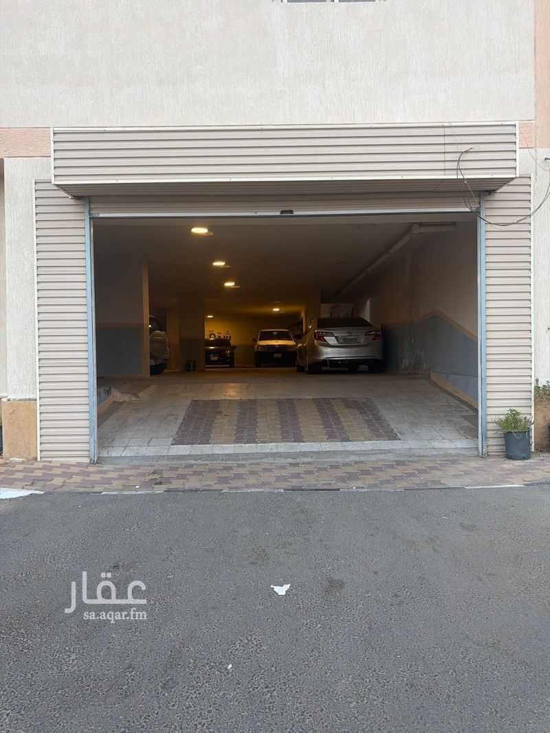 7 bedroom villa in King Fahd, Makkah 25