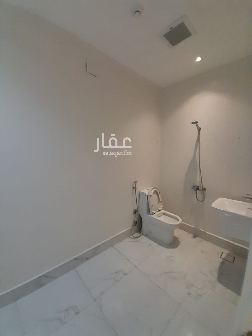 شقة 4 غرف في غرناطة، الرياض 8