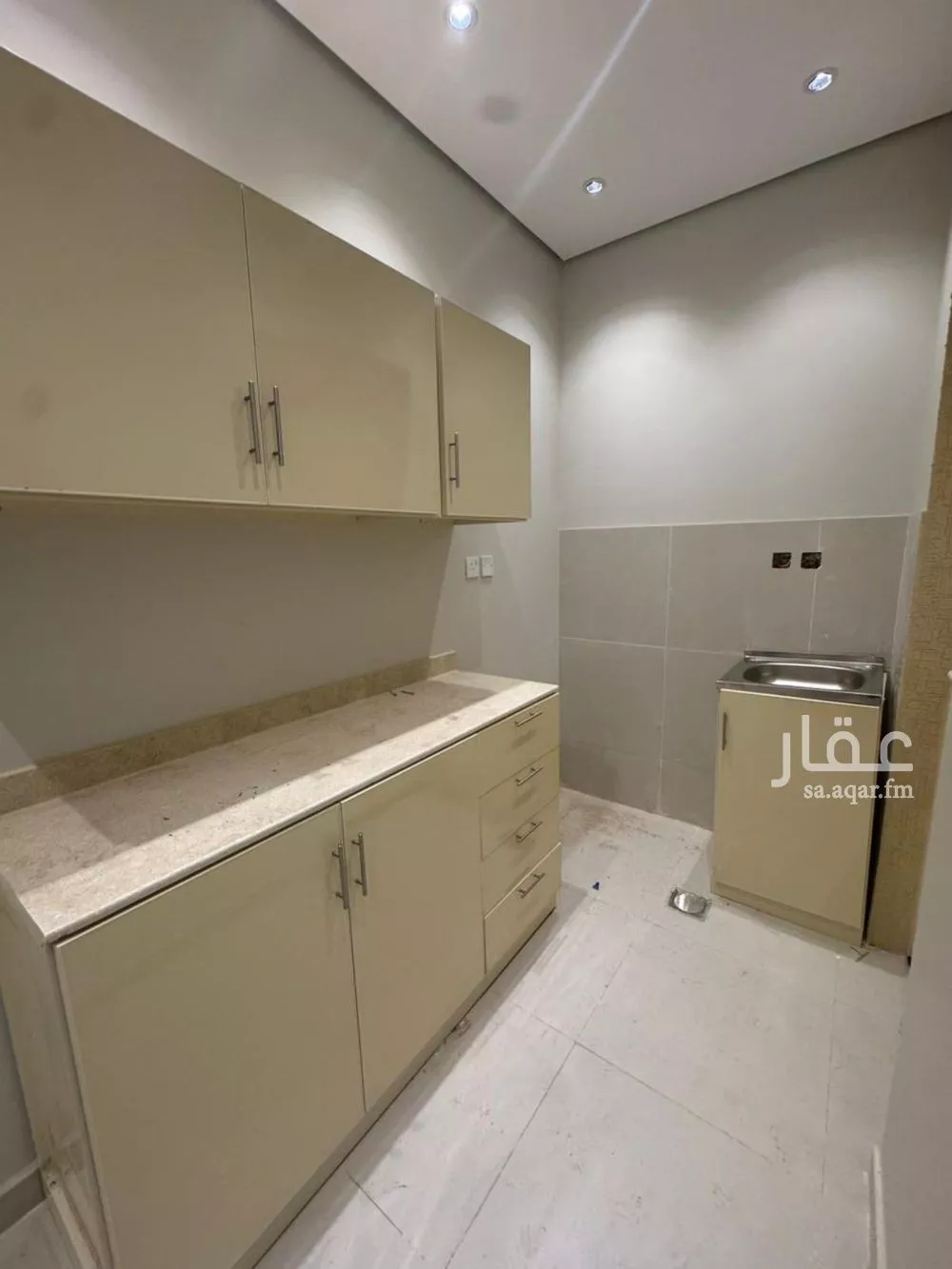 دور 3 غرف في العارض 7