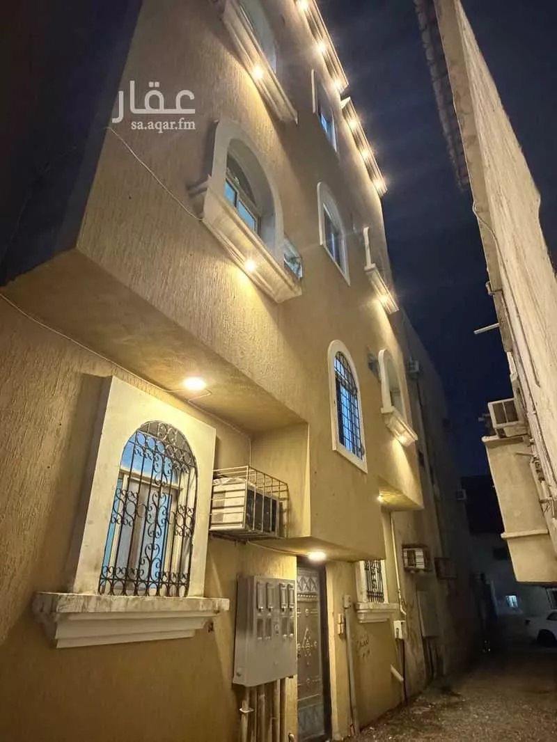 32 bedroom building in Al Adamah, Eastern Province 2