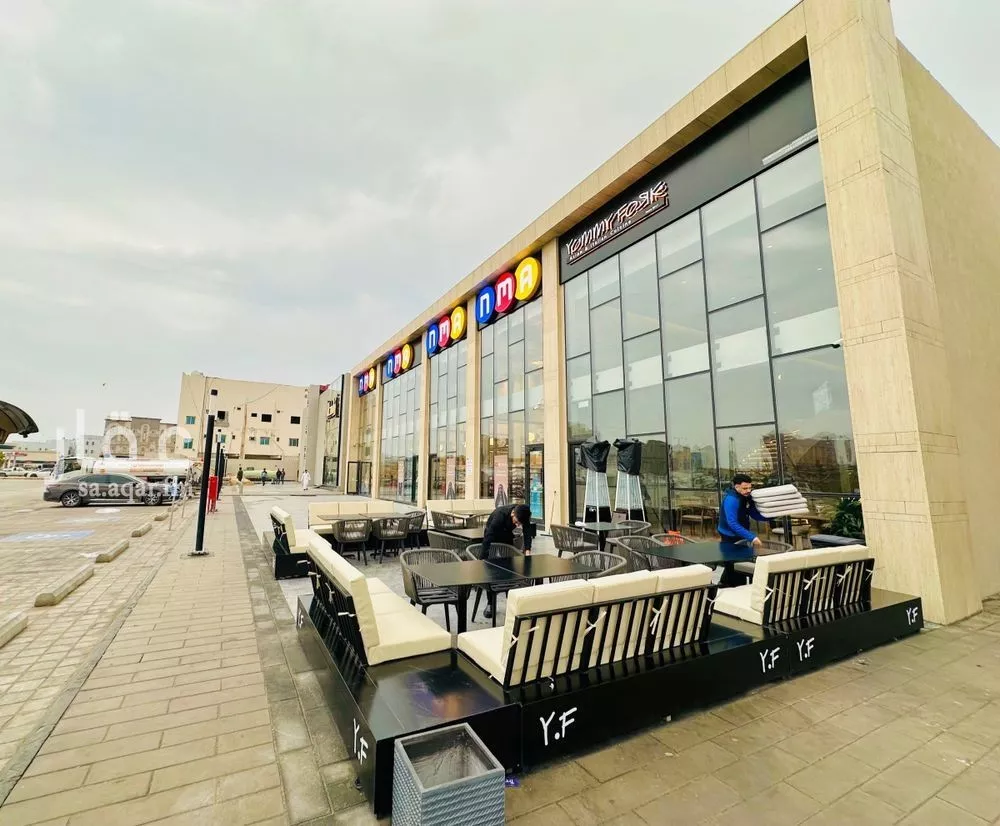 shop in Al Olaya, Eastern Province 4