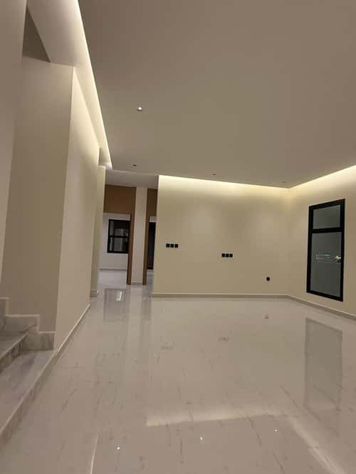 5 bedroom villa in Al Yaqout 2