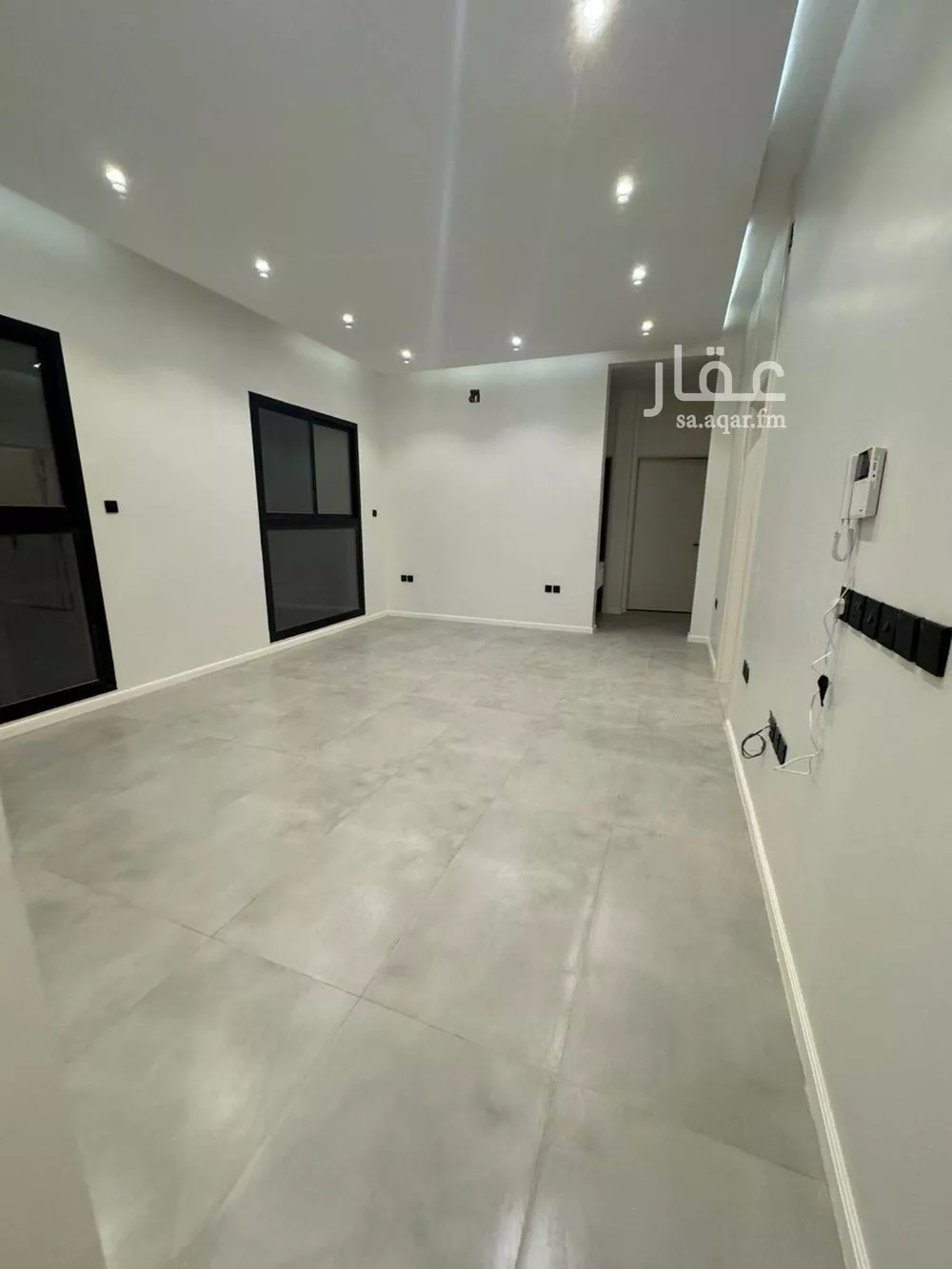 3 bedroom floor in Okaz 2