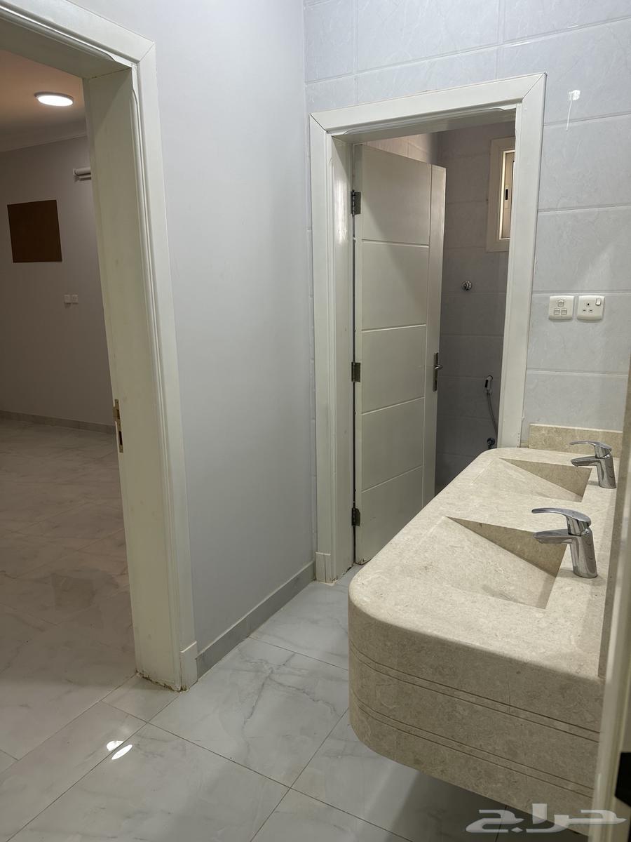 4 bedroom apartment in Al Sahluj, Madinah 8