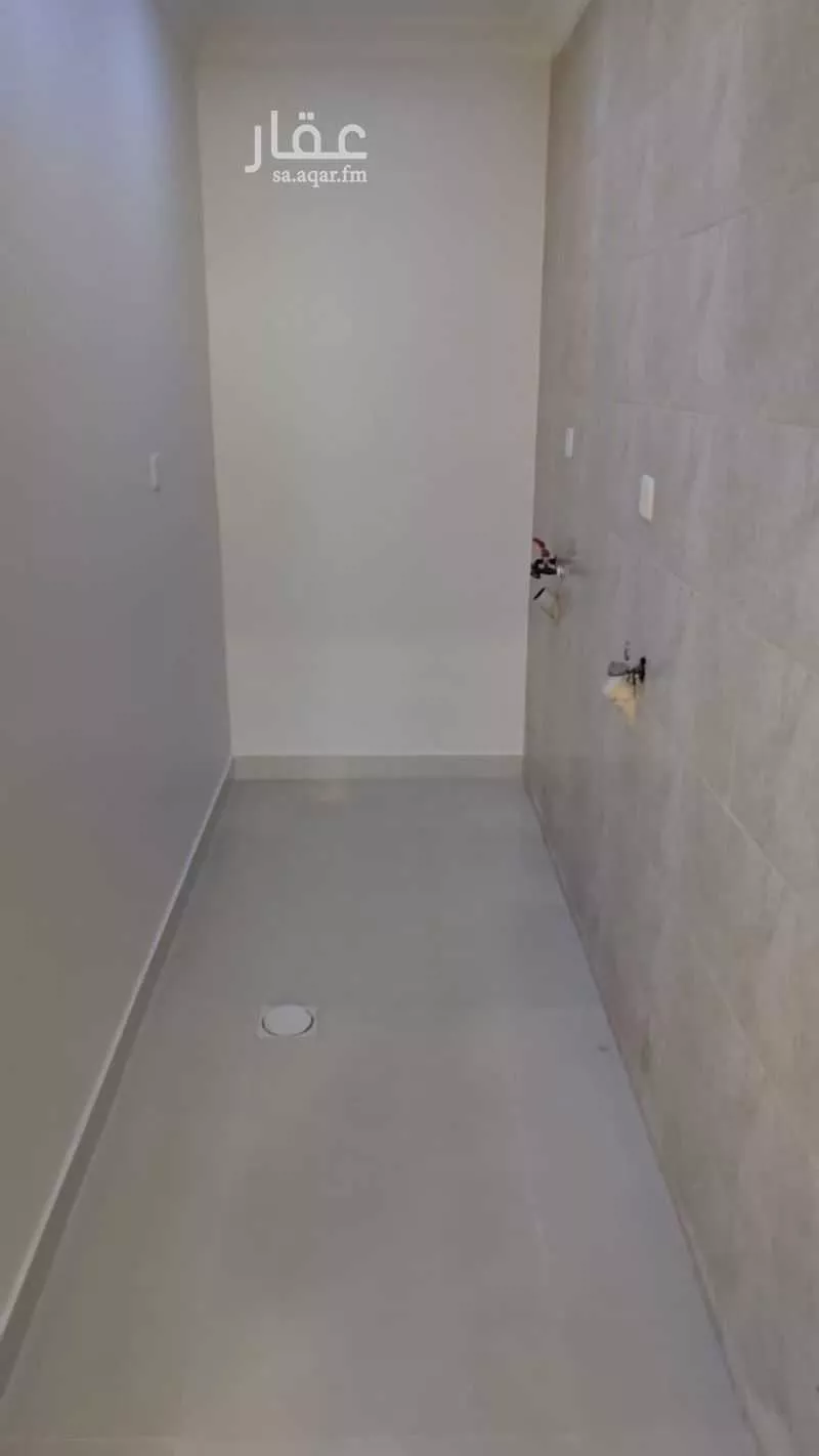 3 bedroom apartment in Hajar, Eastern Province 9
