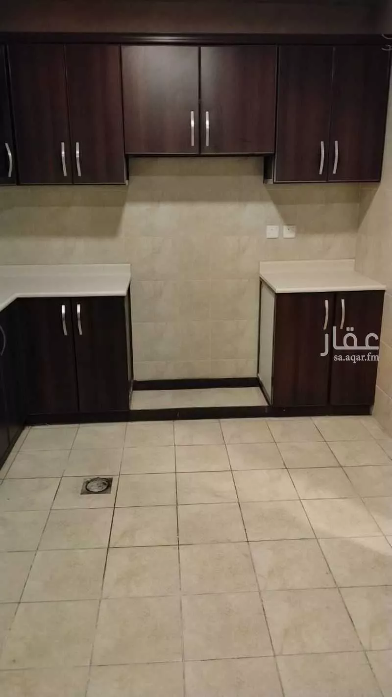 3 bedroom apartment in Hajar, Eastern Province 11