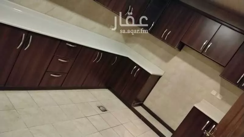 3 bedroom apartment in Hajar, Eastern Province 13