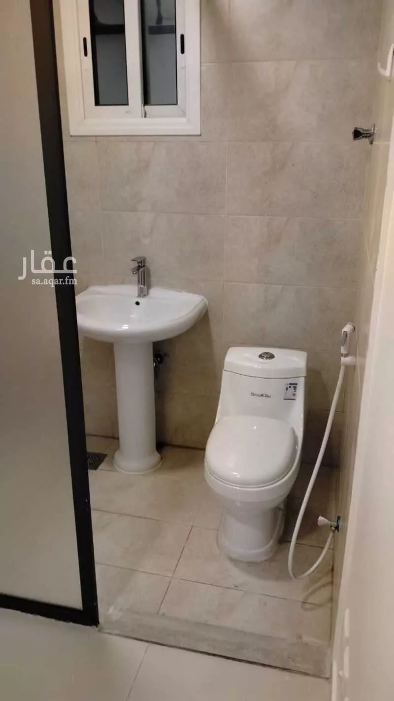 3 bedroom apartment in Hajar, Eastern Province 8
