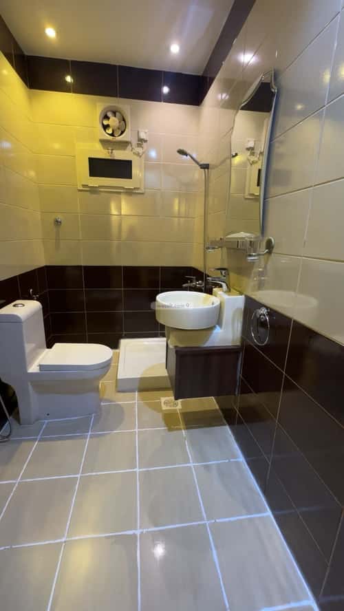 4 bedroom apartment in Al Shiraa, Jeddah 6