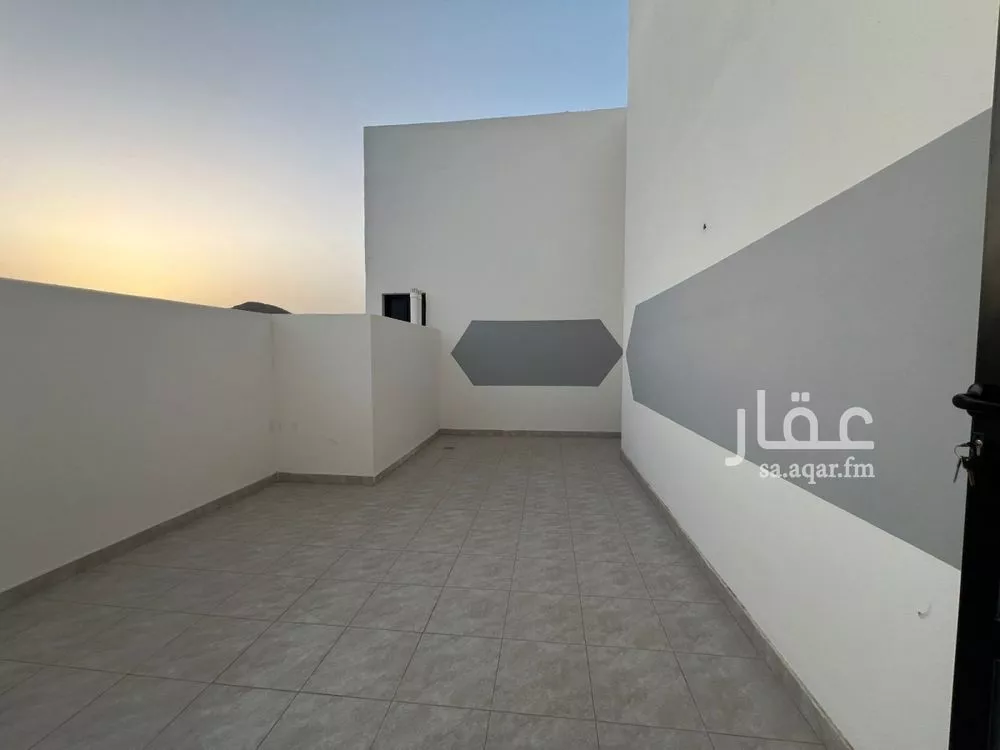 3 bedroom apartment in Al Shawqiyyah, Makkah 7