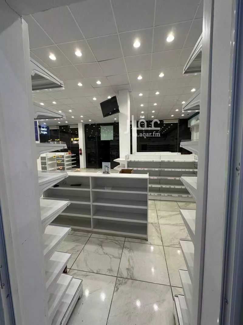 shop in Guraiger, Abha 11