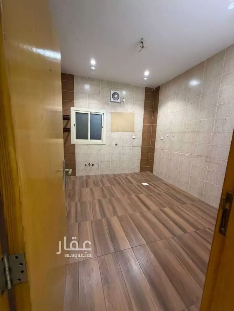 3 bedroom apartment in Al Muntazah, Jeddah 5