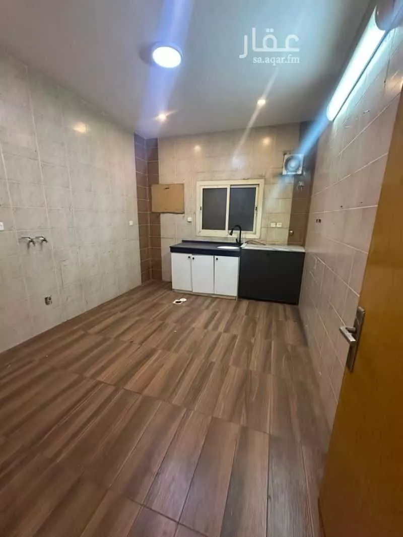 3 bedroom apartment in Al Muntazah, Jeddah 2