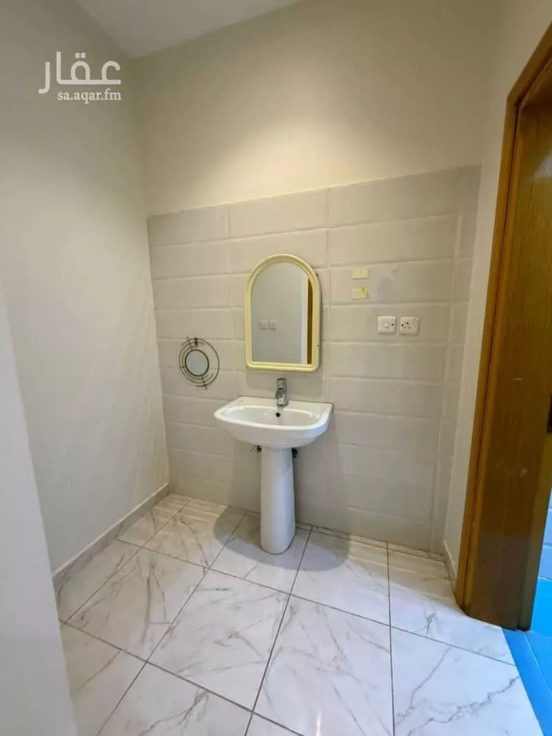 3 bedroom apartment in Al Muntazah, Jeddah 13