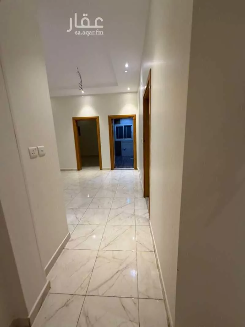 3 bedroom apartment in Al Muntazah, Jeddah 2