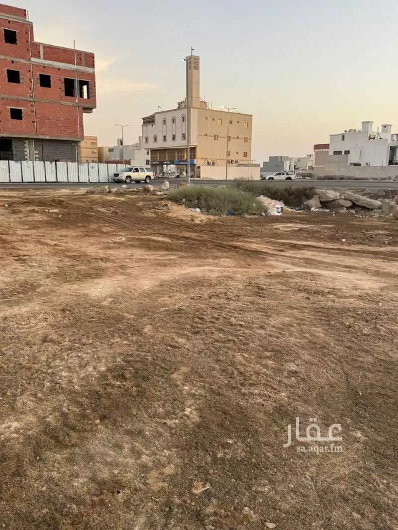685 sqm land in Al Yaqout 4