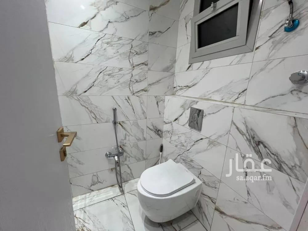 5 bedroom villa in Al Aqiq, Riyadh 10