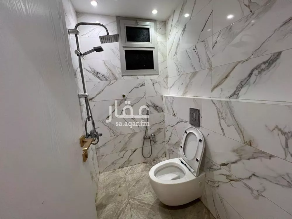 5 bedroom villa in Al Aqiq, Riyadh 16